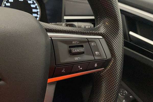 2023 Mitsubishi Outlander ES ZM
