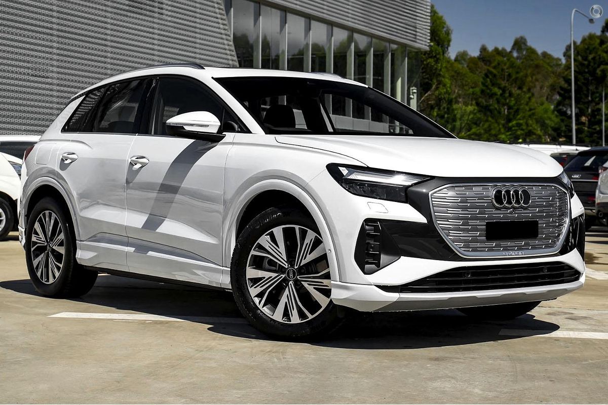 2025 Audi Q4 e-tron 45 F4
