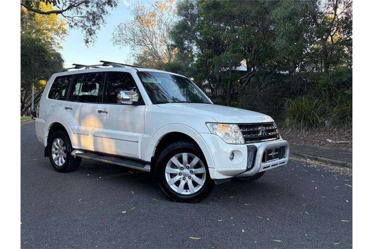 2010 Mitsubishi Pajero Exceed NT