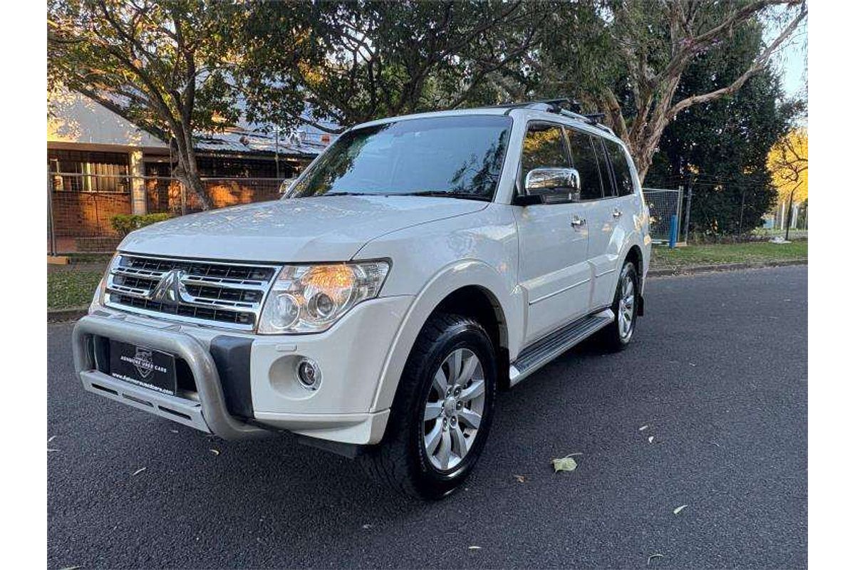 2010 Mitsubishi Pajero Exceed NT