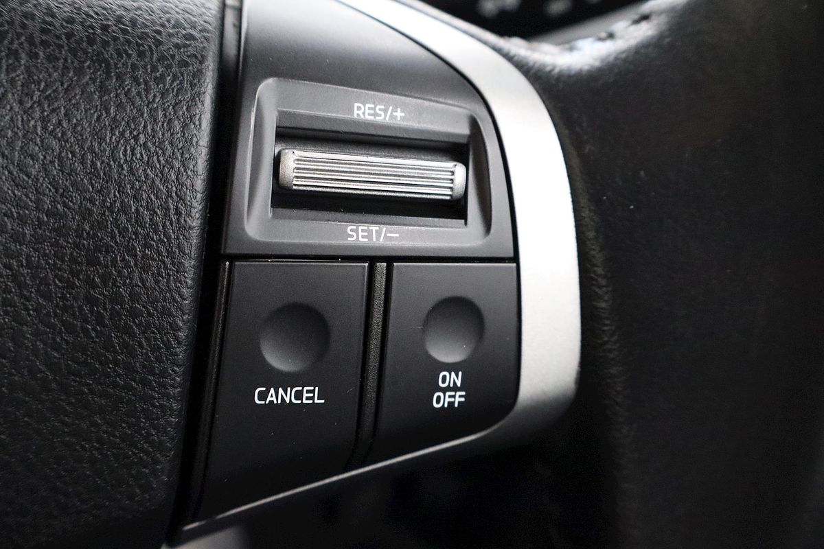 2013 Isuzu D-MAX SX High Ride Rear Wheel Drive
