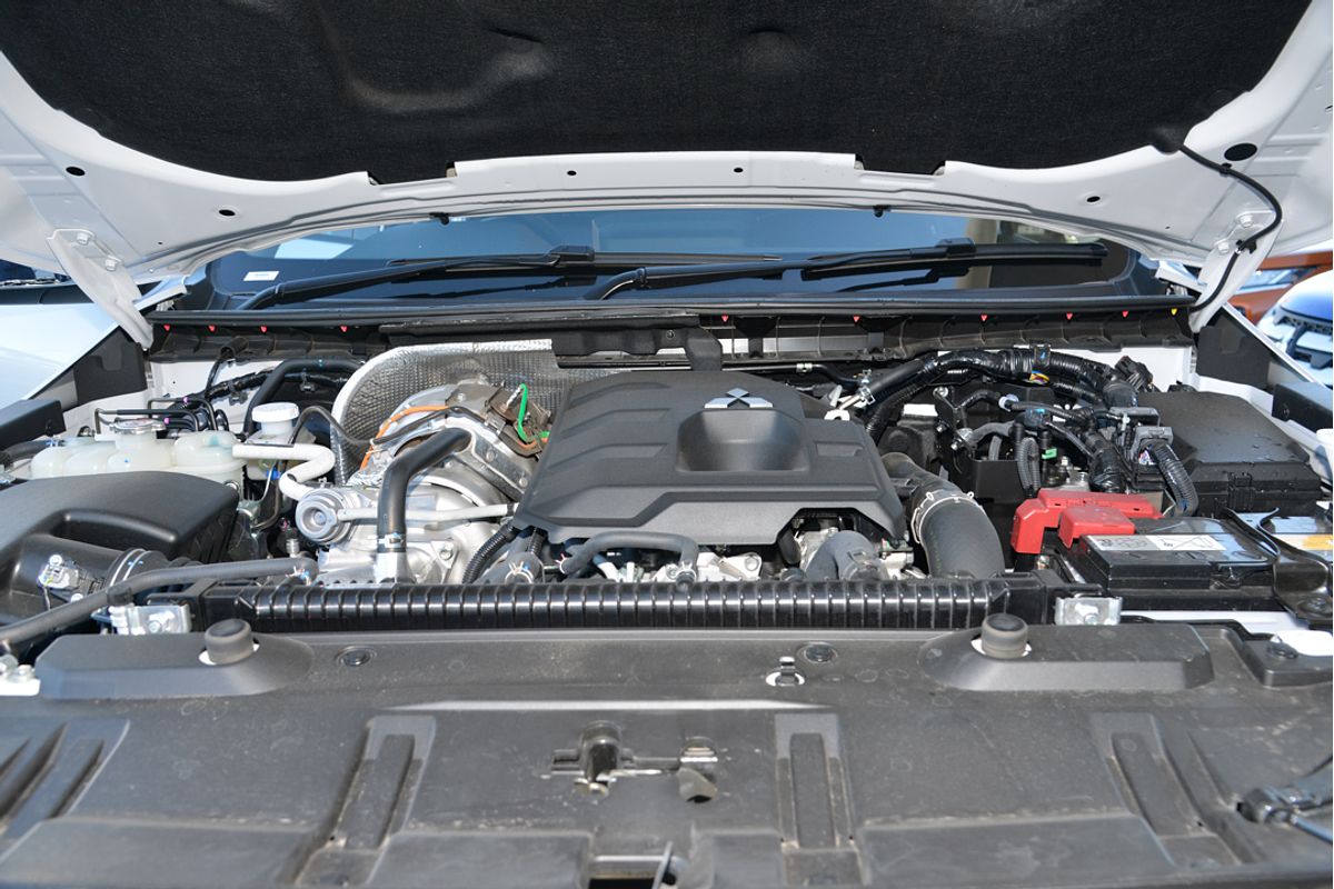 2024 Mitsubishi Triton GLS MV 4X4