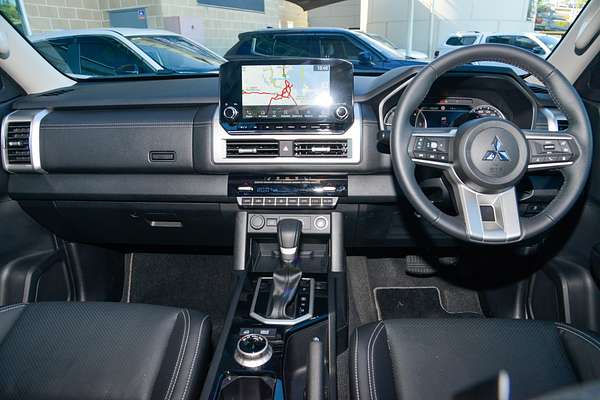 2024 Mitsubishi Triton GLS MV 4X4