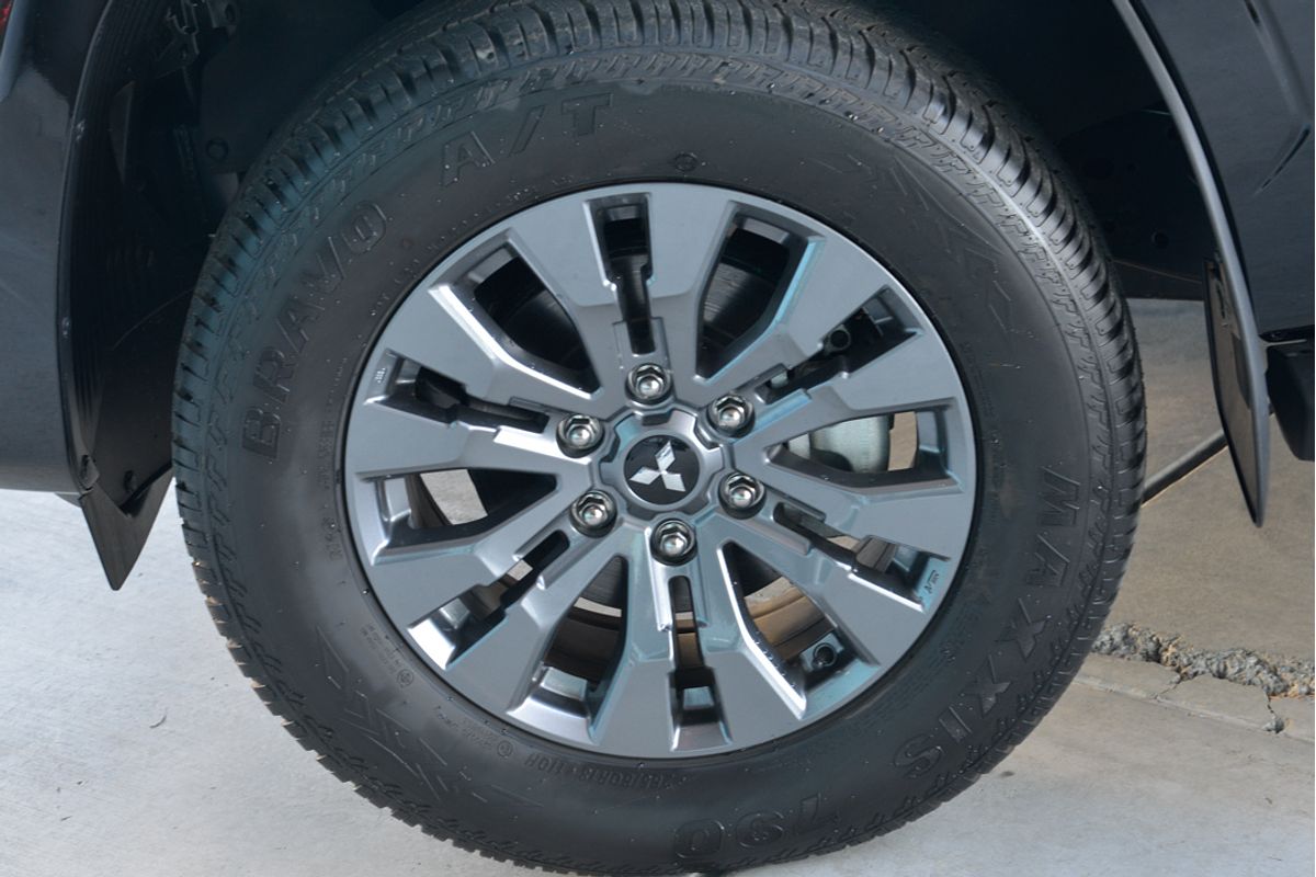 2024 Mitsubishi Triton GLS MV 4X4
