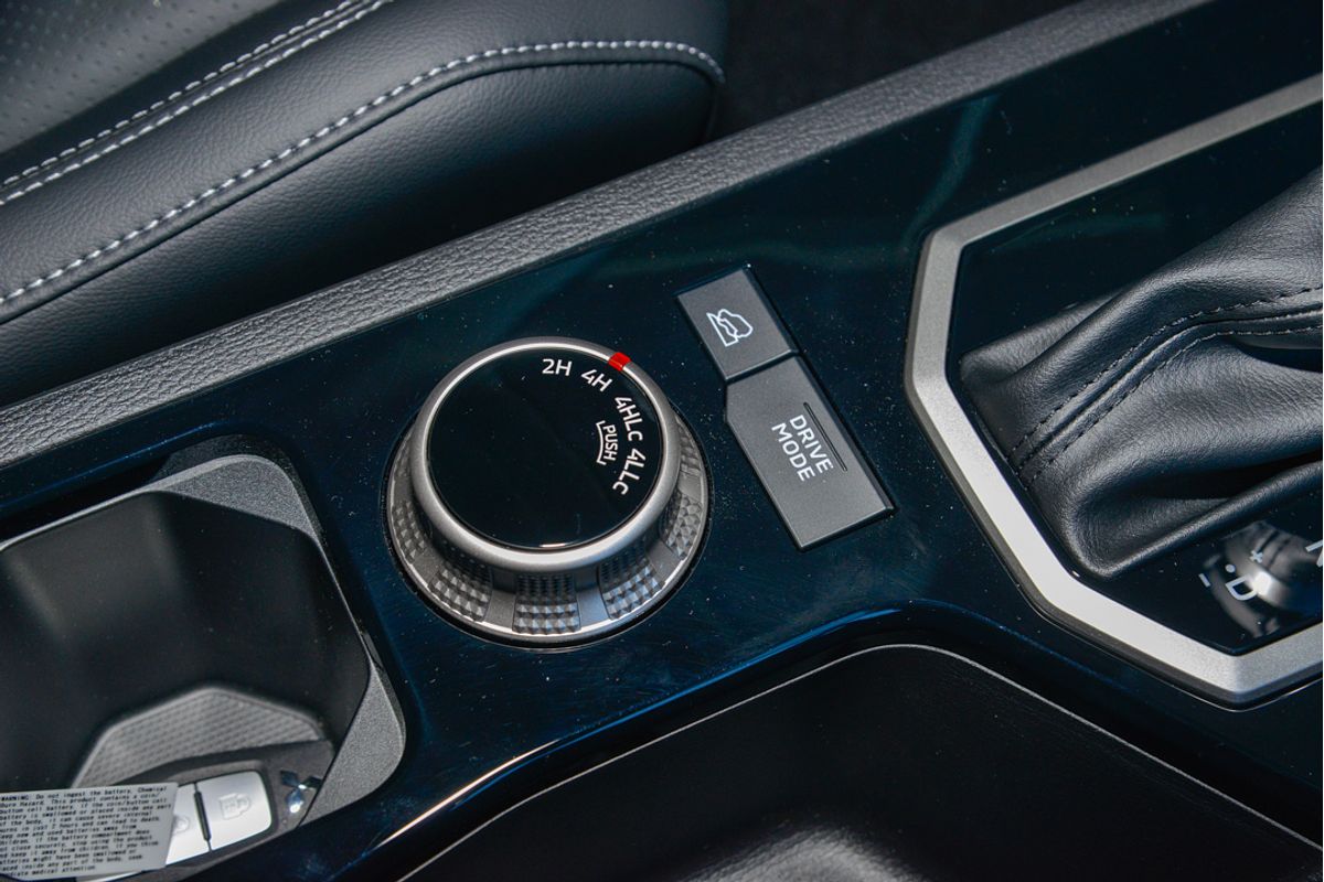 2024 Mitsubishi Triton GLS MV 4X4