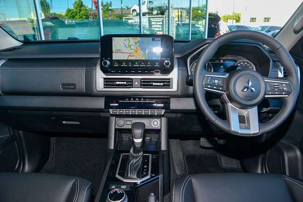 2024 Mitsubishi Triton GLS MV 4X4
