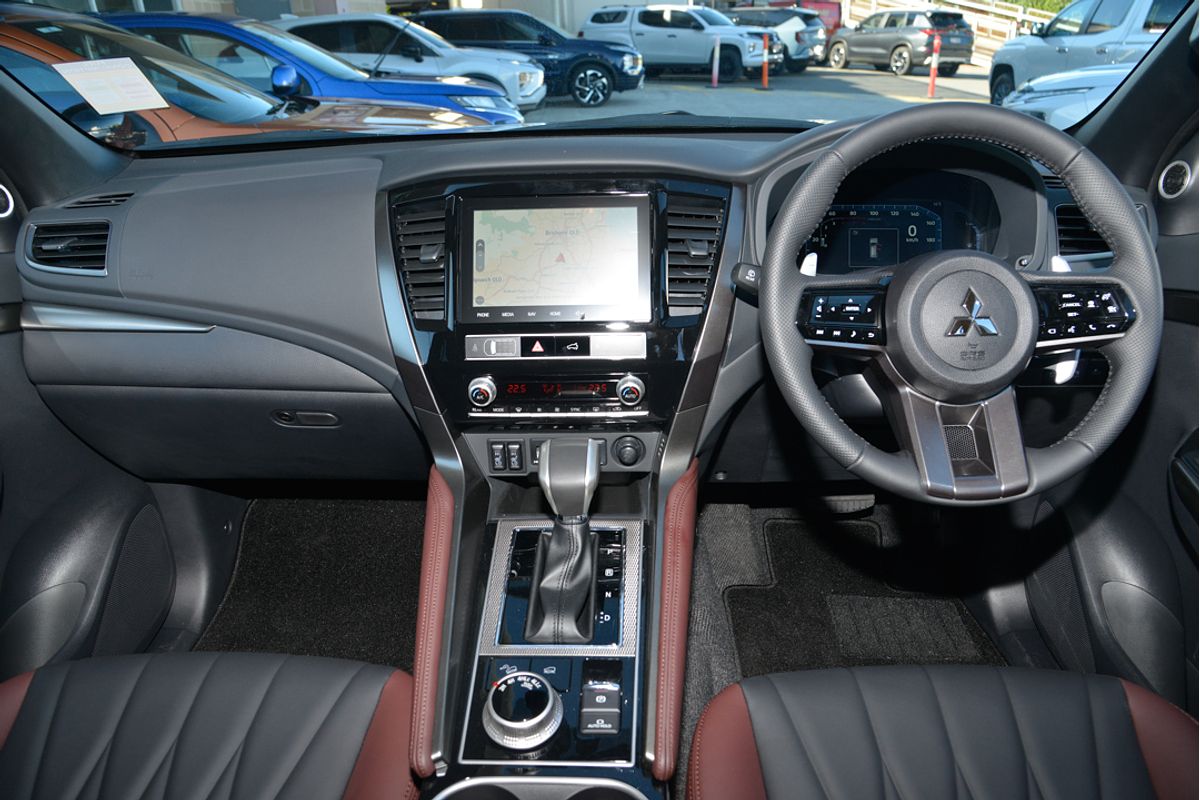 2024 Mitsubishi Pajero Sport GSR QG