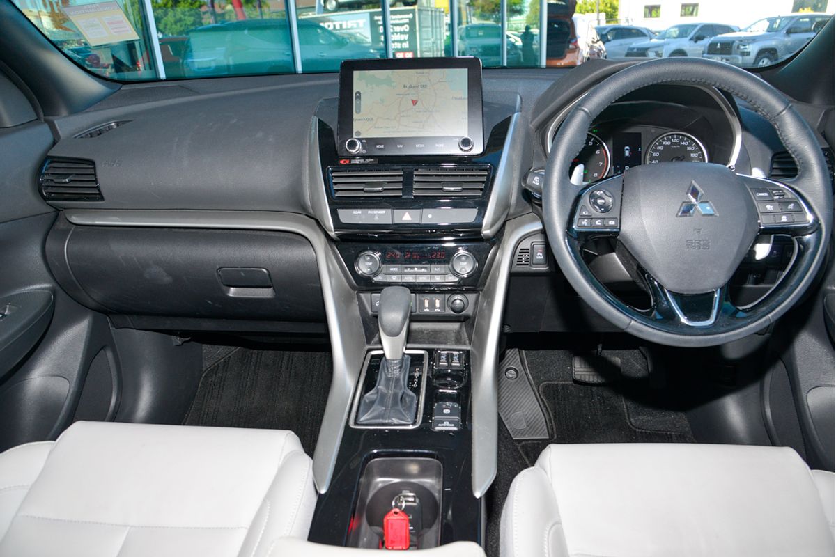 2024 Mitsubishi Eclipse Cross Exceed YB