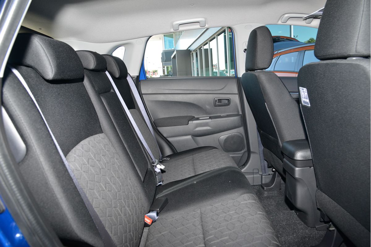 2024 Mitsubishi ASX ES XD