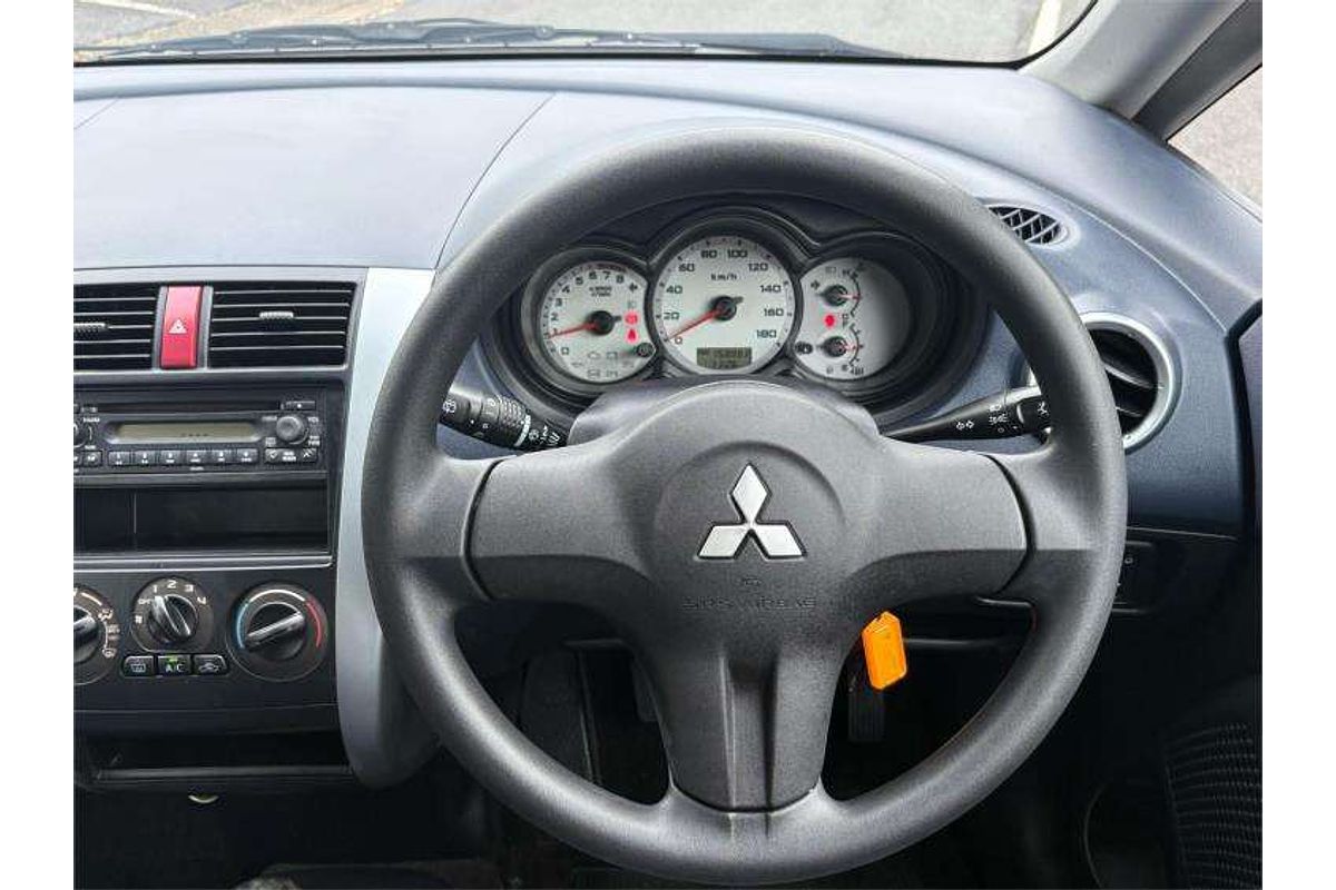2007 Mitsubishi Colt LS RG