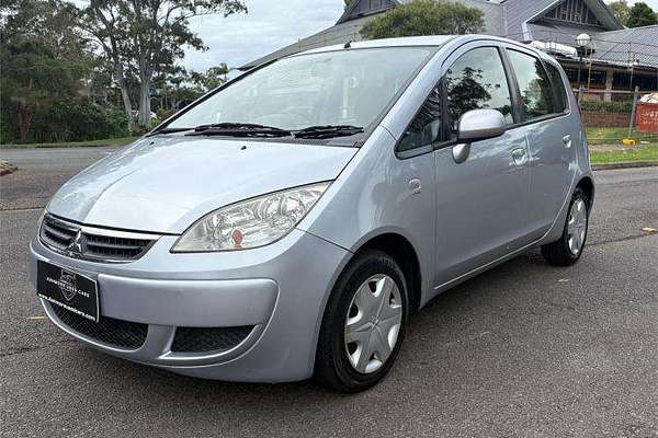2007 Mitsubishi Colt LS RG