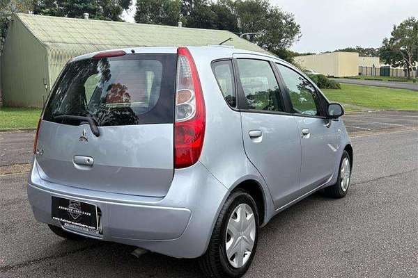 2007 Mitsubishi Colt LS RG