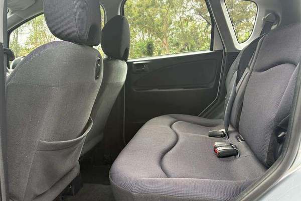 2007 Mitsubishi Colt LS RG