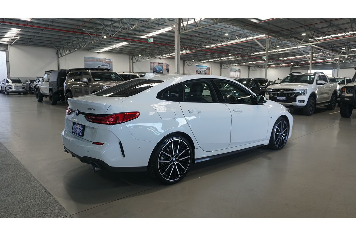 2022 BMW 2 Series 220i M Sport F44