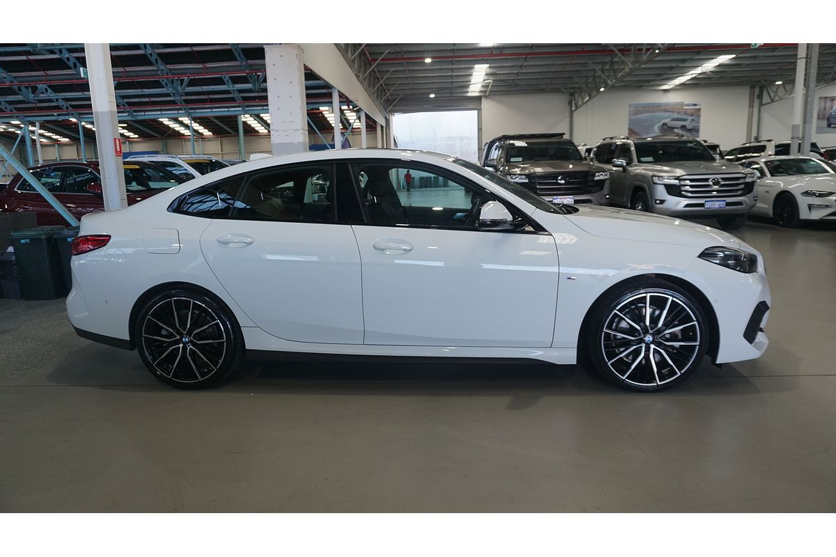 2022 BMW 2 Series 220i M Sport F44