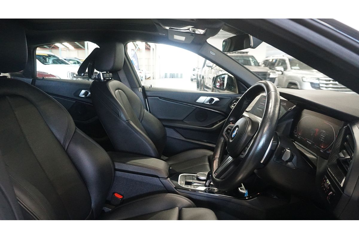 2022 BMW 2 Series 220i M Sport F44