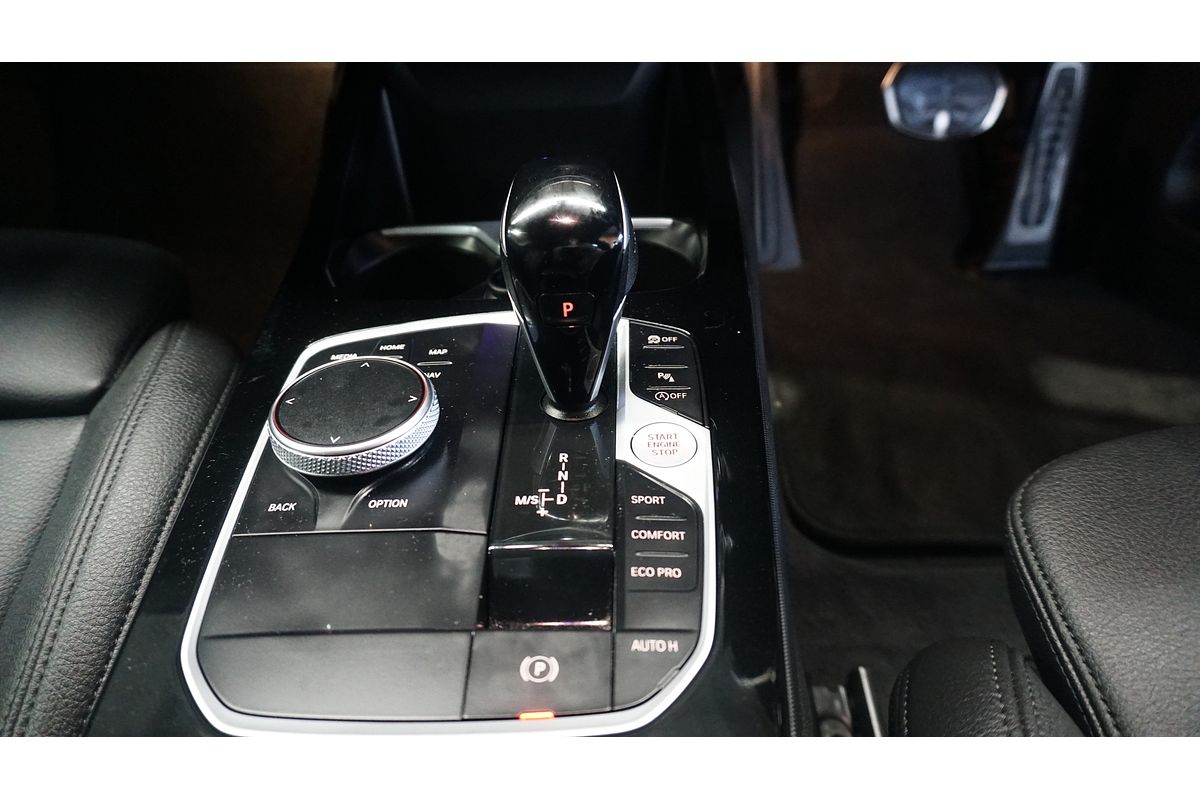 2022 BMW 2 Series 220i M Sport F44