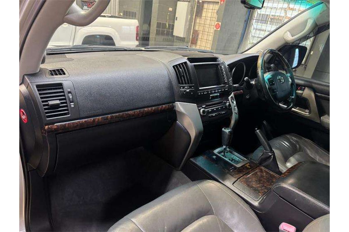 2007 Toyota Landcruiser Sahara HDJ100R