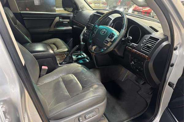 2007 Toyota Landcruiser Sahara HDJ100R