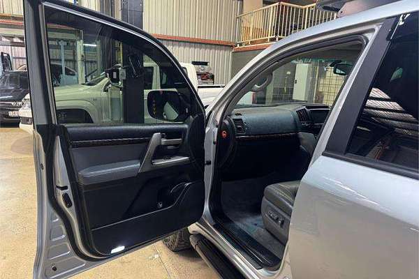 2007 Toyota Landcruiser Sahara HDJ100R