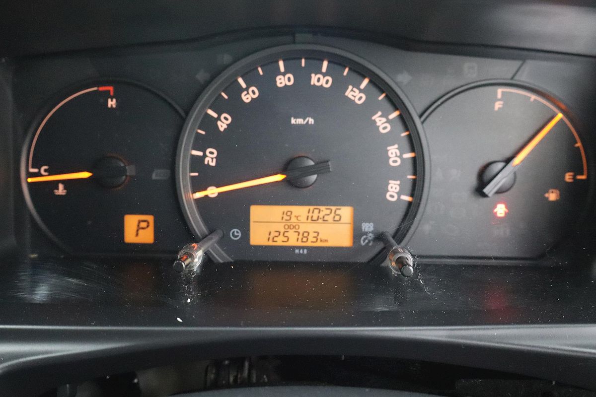 2015 Toyota Hiace KDH201R LWB