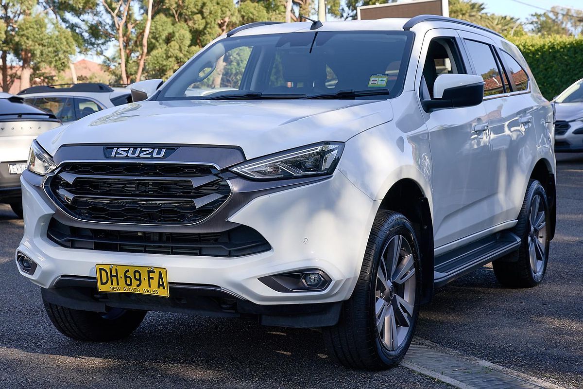 2023 Isuzu MU-X LS-T