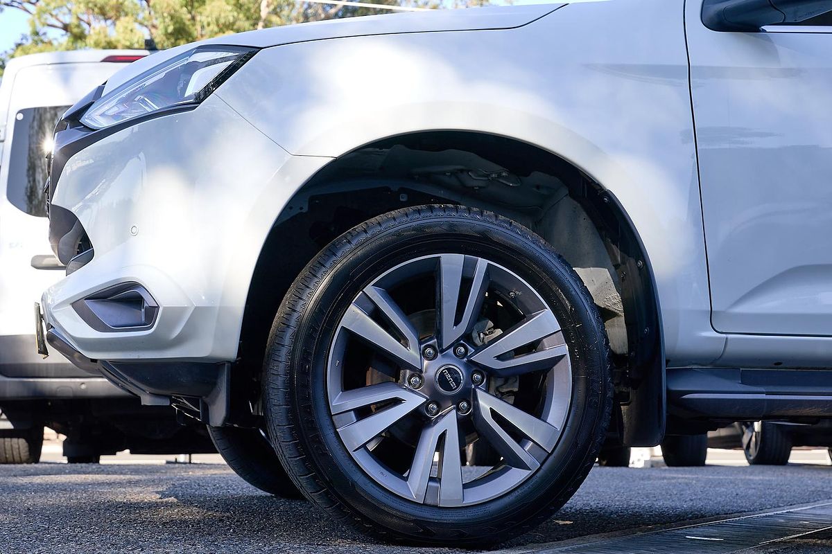 2023 Isuzu MU-X LS-T