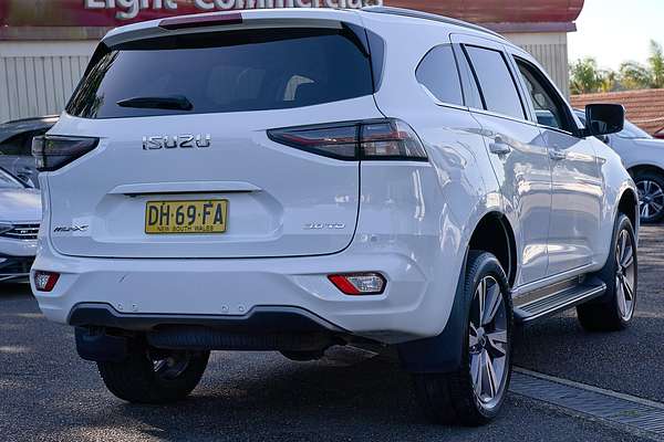 2023 Isuzu MU-X LS-T