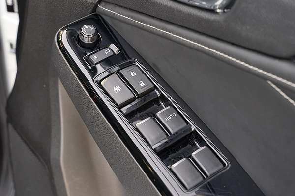 2023 Isuzu MU-X LS-T