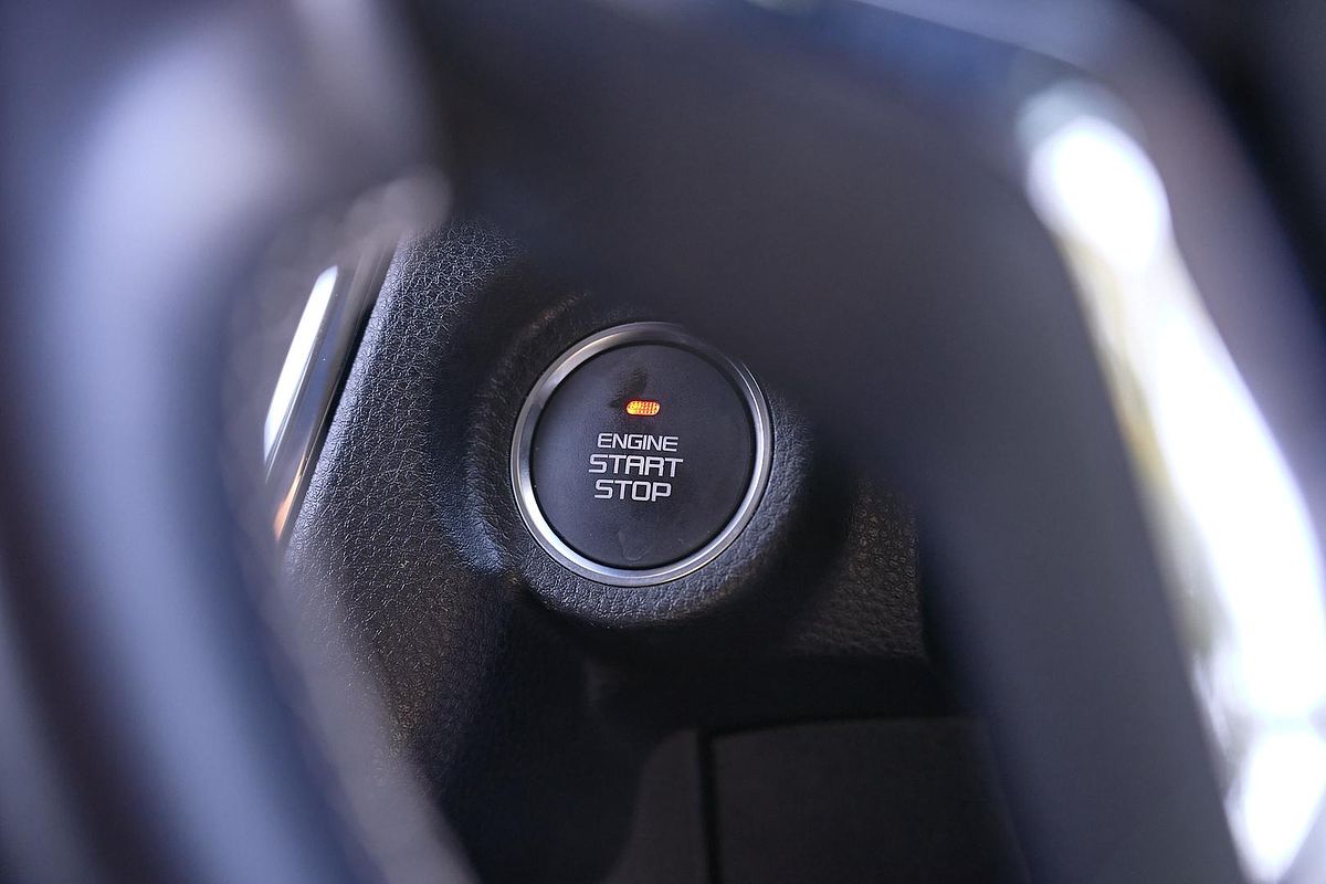 2023 Isuzu MU-X LS-T