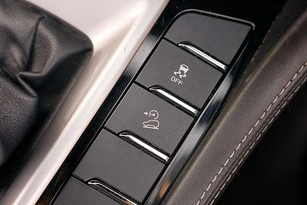 2023 Isuzu MU-X LS-T