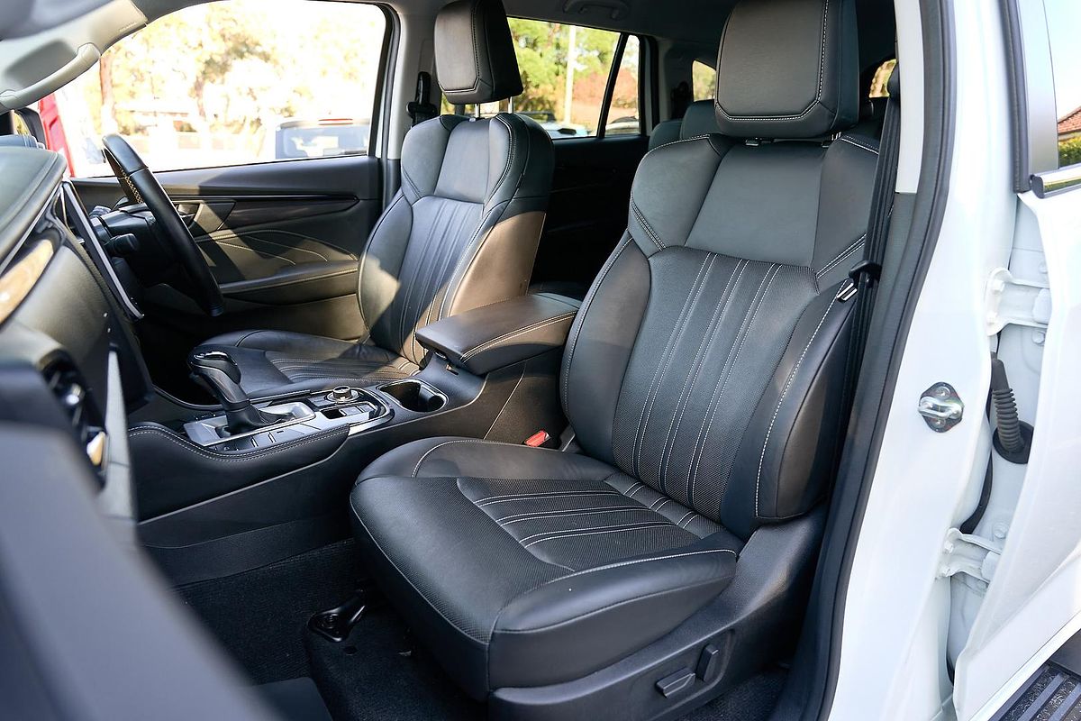 2023 Isuzu MU-X LS-T