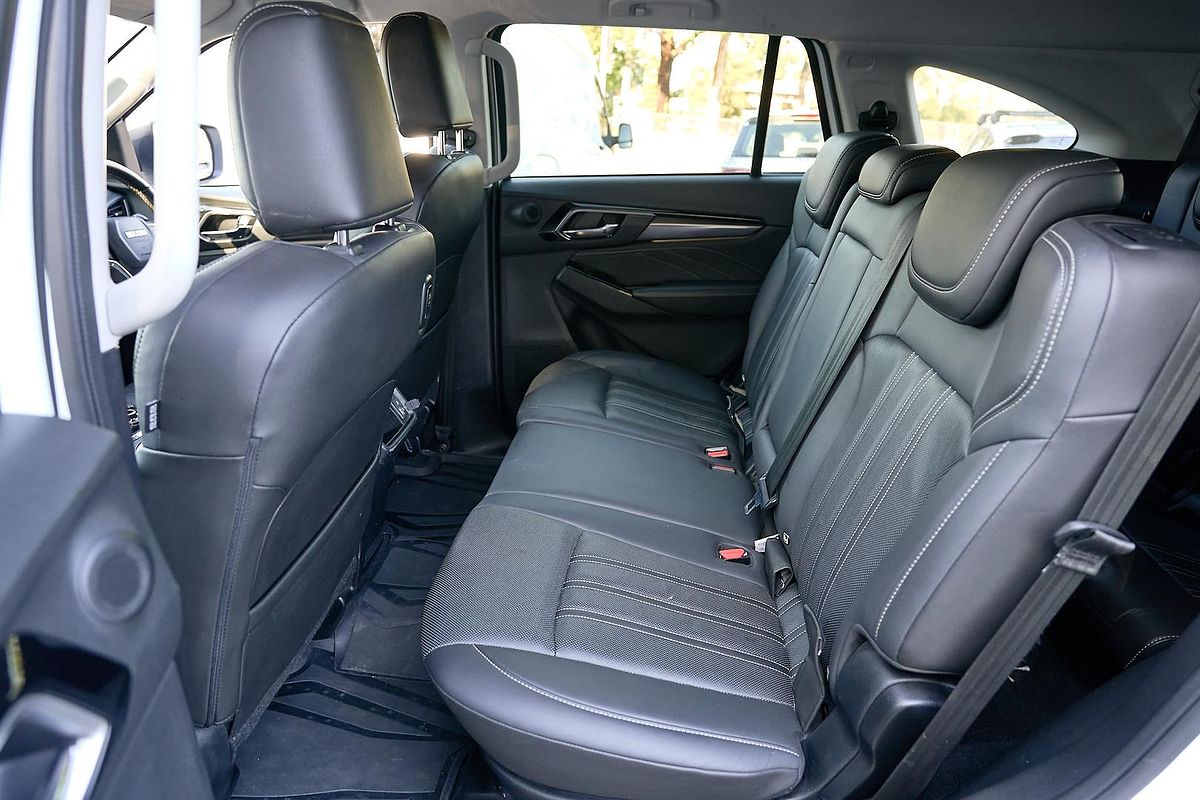 2023 Isuzu MU-X LS-T
