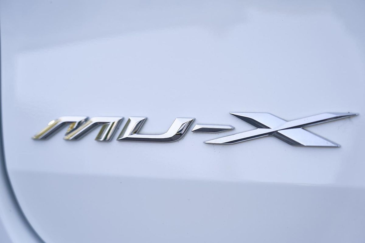 2023 Isuzu MU-X LS-T