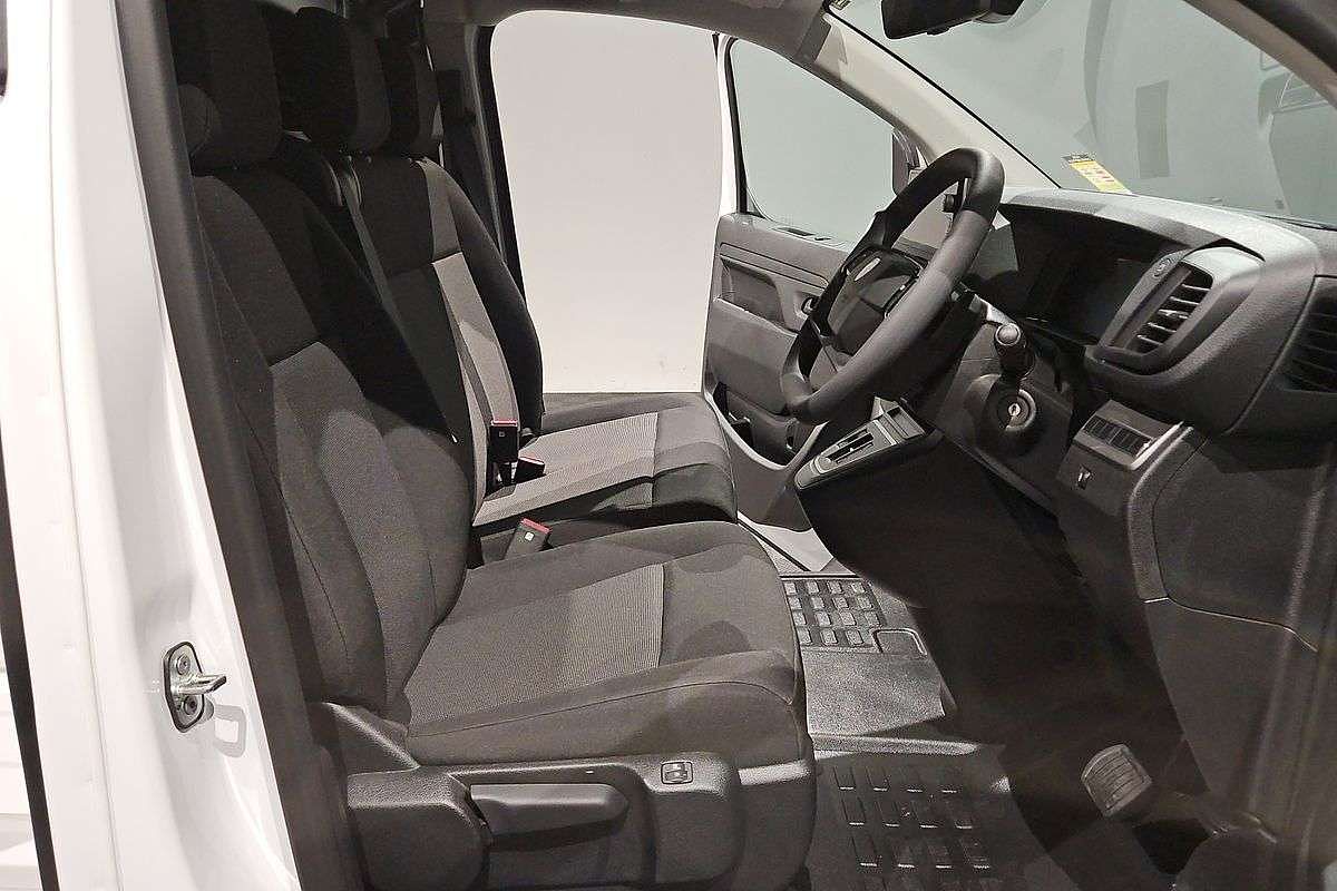 2025 Peugeot Expert Pro K0