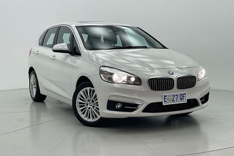 2015 BMW 2 Series 218i Sport Line F45
