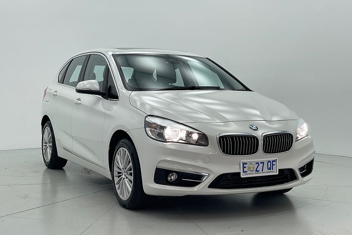 2015 BMW 2 Series 218i Sport Line F45