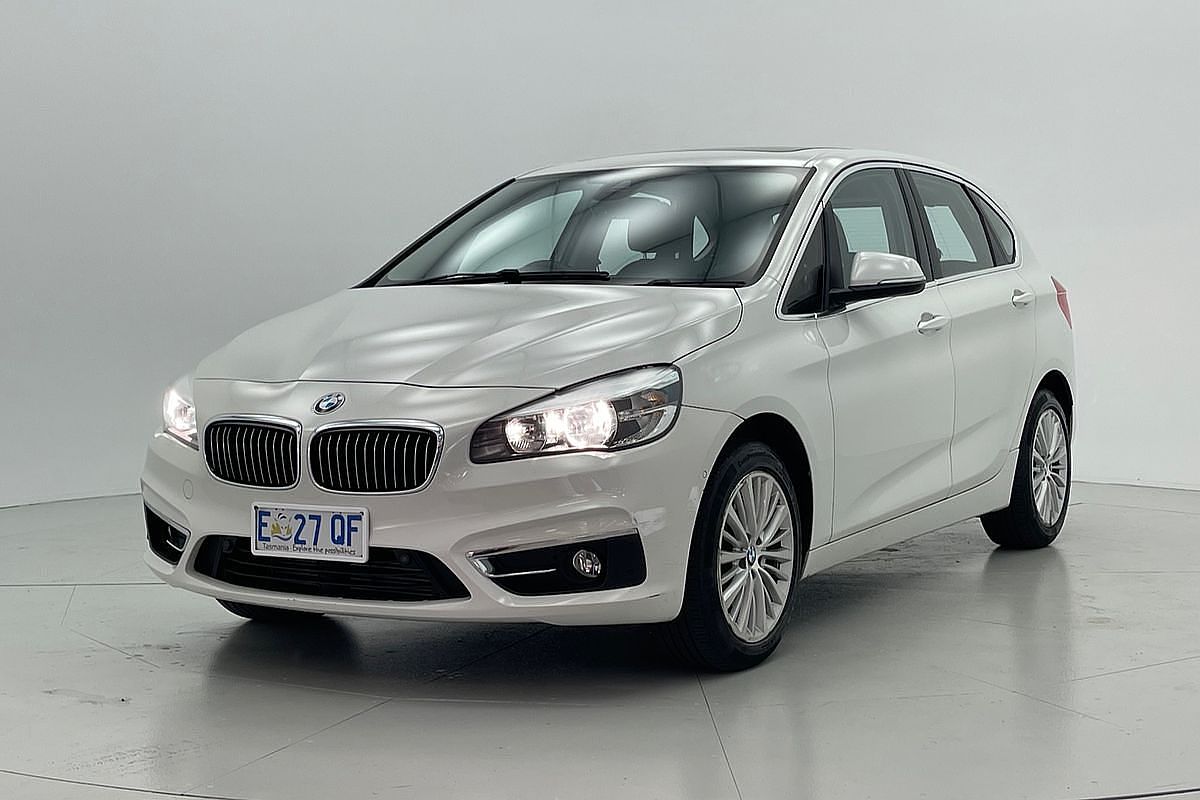 2015 BMW 2 Series 218i Sport Line F45
