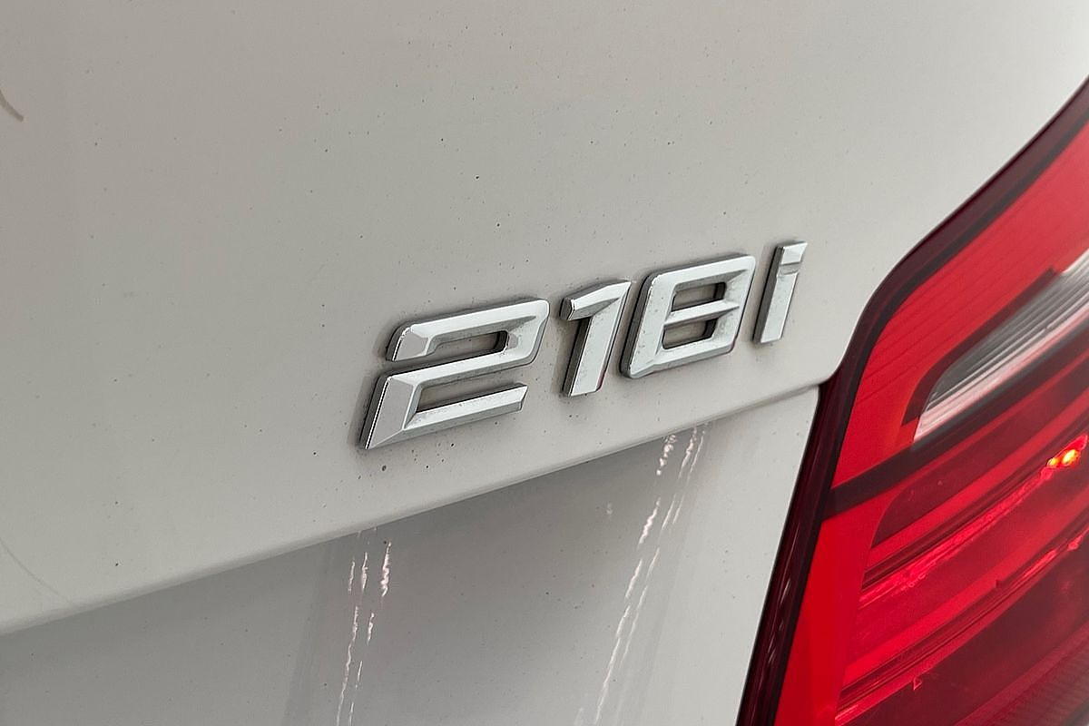 2015 BMW 2 Series 218i Sport Line F45