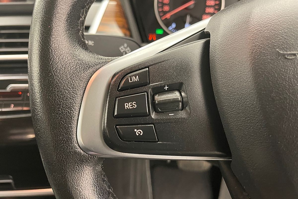 2015 BMW 2 Series 218i Sport Line F45