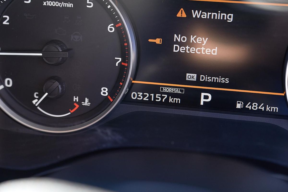 2024 Mitsubishi Outlander LS ZM