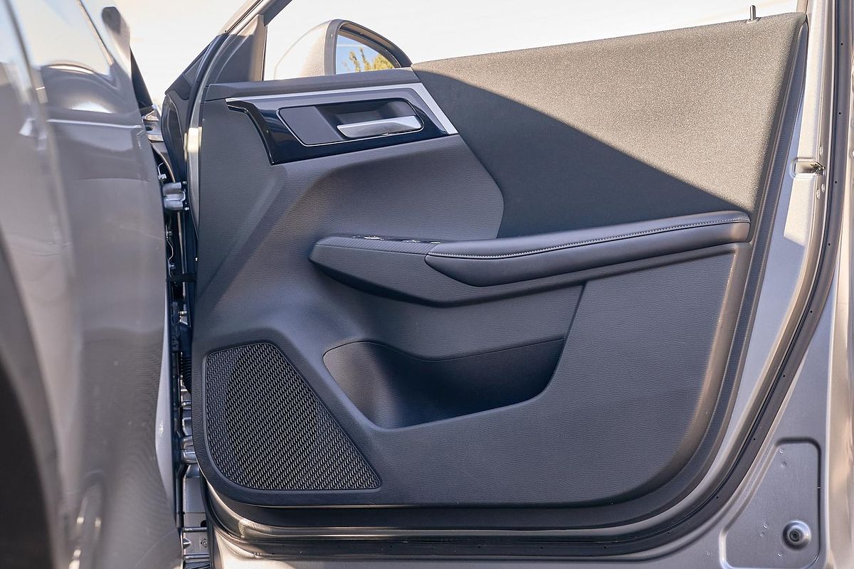 2023 Mitsubishi Outlander ES ZM