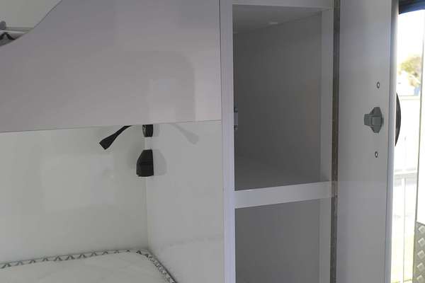 2025 Snowy River SRT18F 2 Bunks MY24