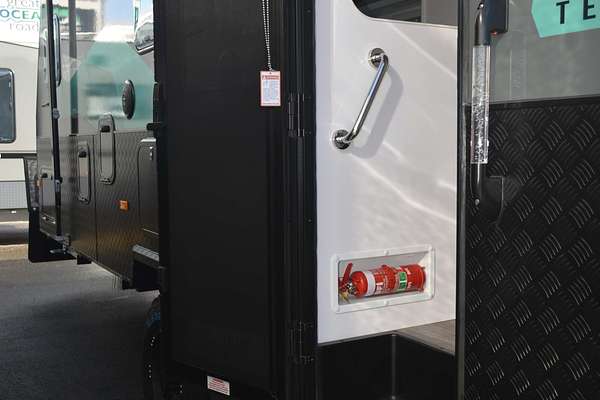 2025 Snowy River SRT18F 2 Bunks MY24