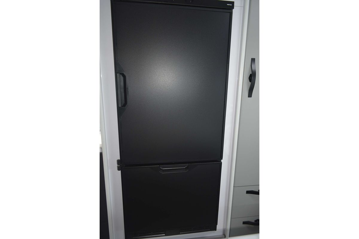 2025 Snowy River SRT18F 2 Bunks MY24