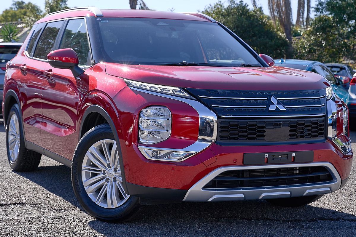 2024 Mitsubishi Outlander LS ZM