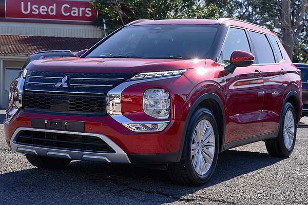 2024 Mitsubishi Outlander LS ZM