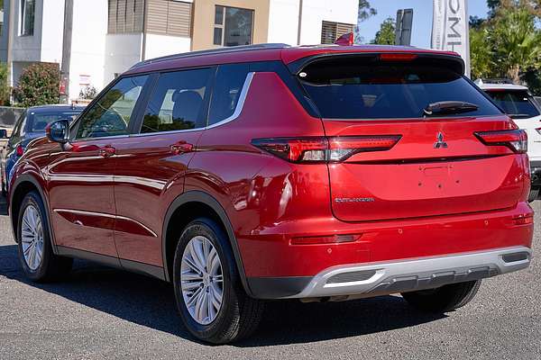 2024 Mitsubishi Outlander LS ZM