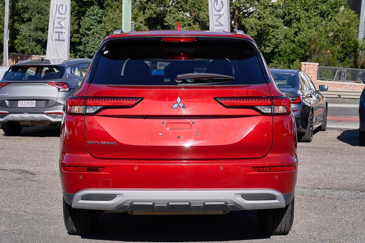 2024 Mitsubishi Outlander LS ZM