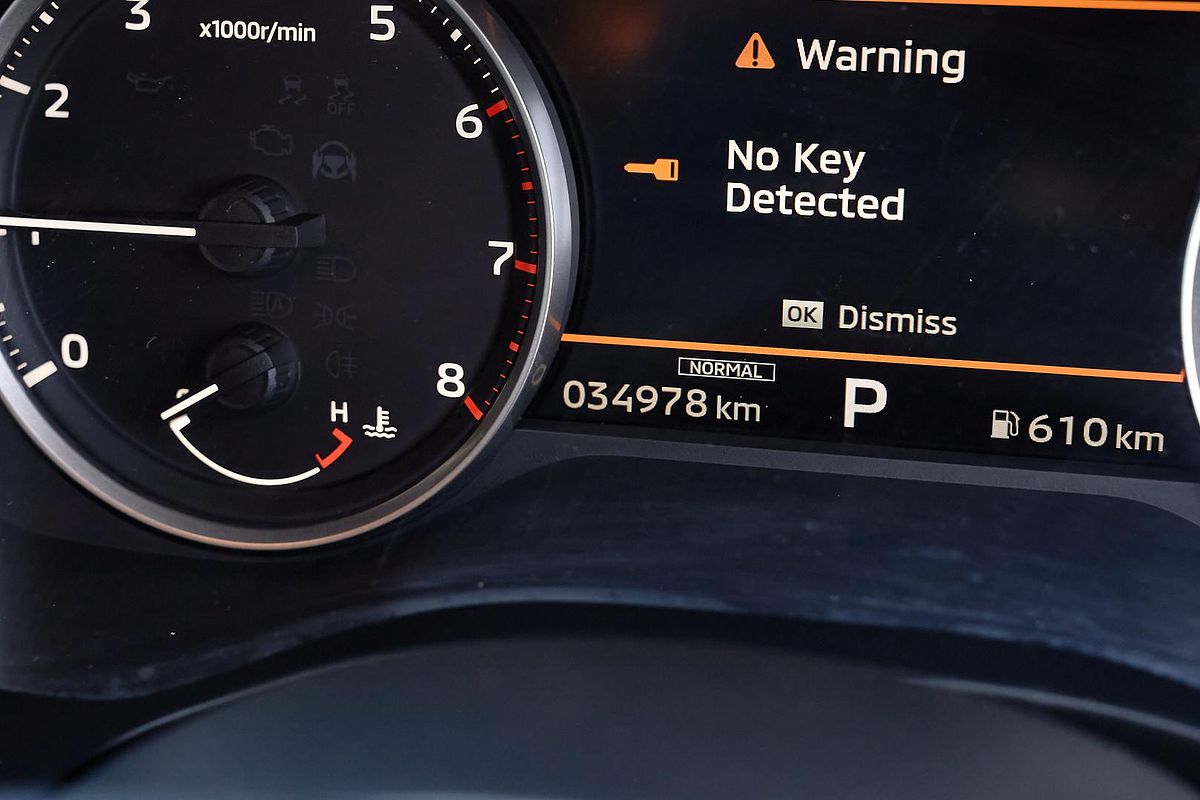 2024 Mitsubishi Outlander LS ZM